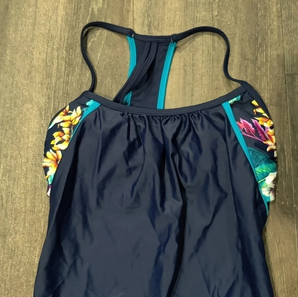 *NWOT* Coastal Blue Tankini with Floral Bralette - Picture 2 of 5